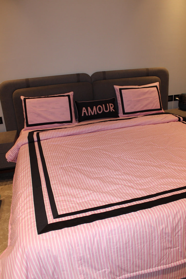 Victoria Bedding set