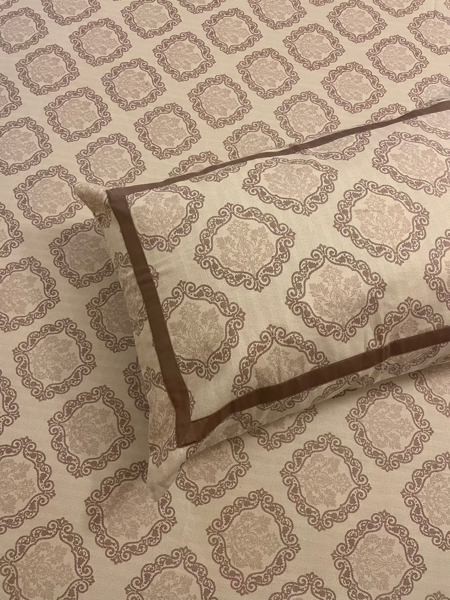 Lilac Victorian Bedsheet