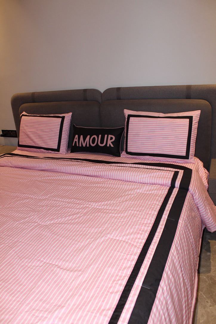 Victoria Bedding set