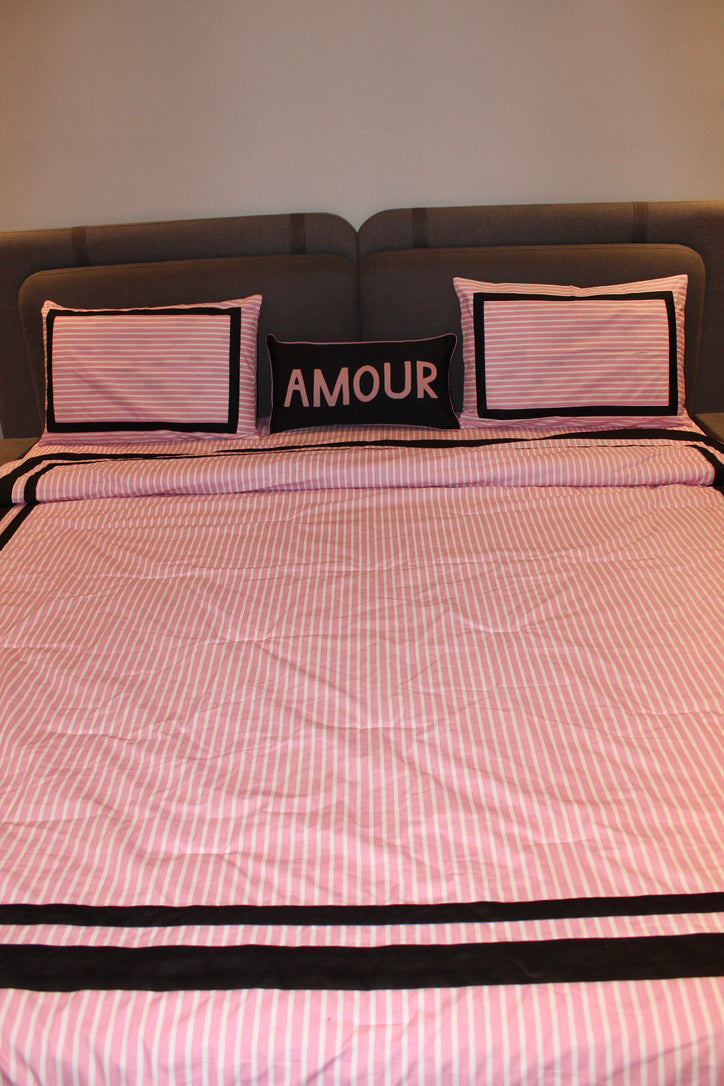 Victoria Bedding set