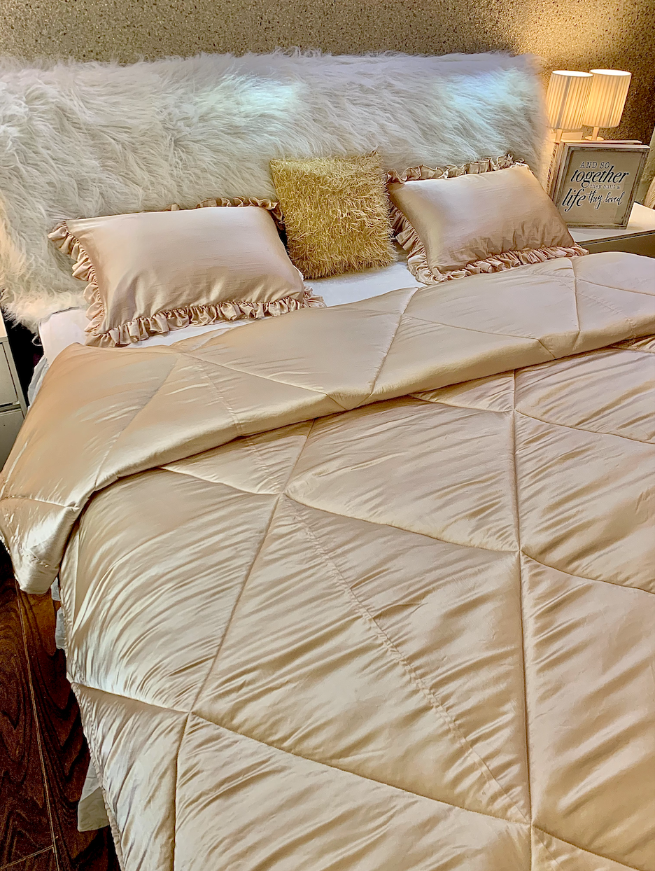 Diamond Comforter (Satin)