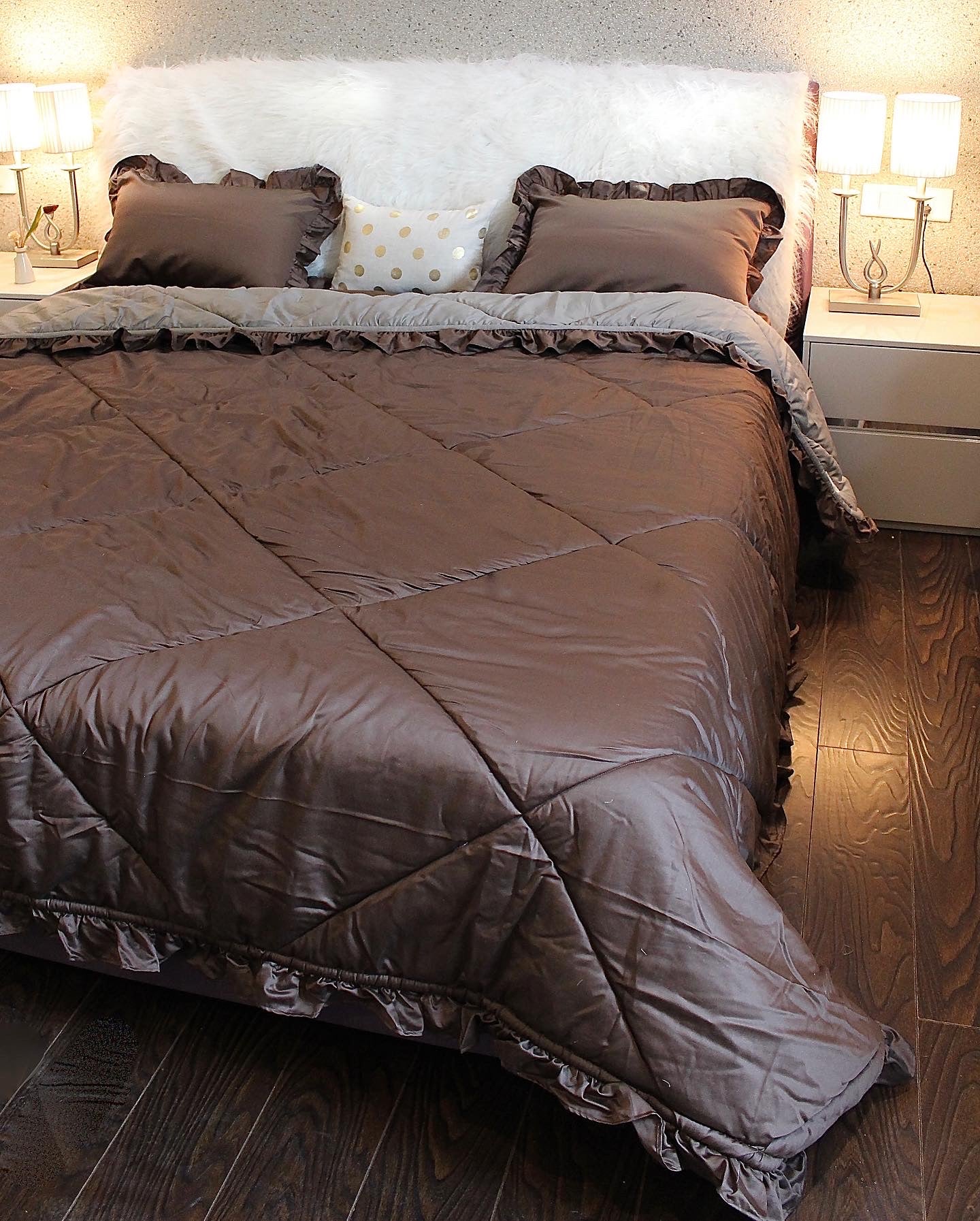 Frill comforter