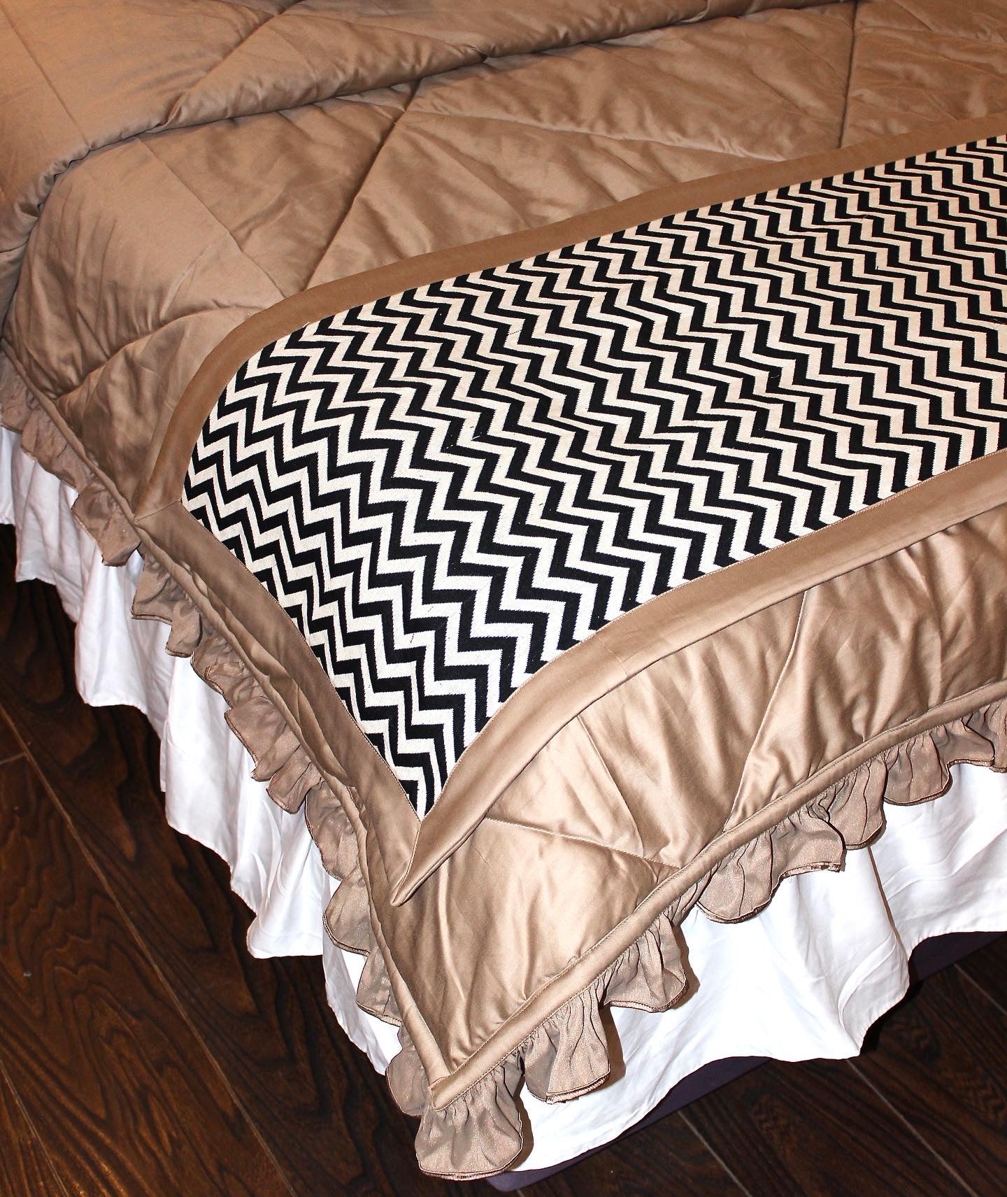 Jacquard Runner