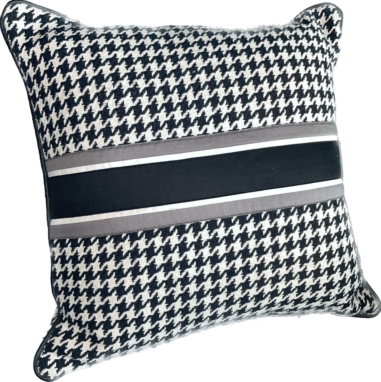 Maison cushion