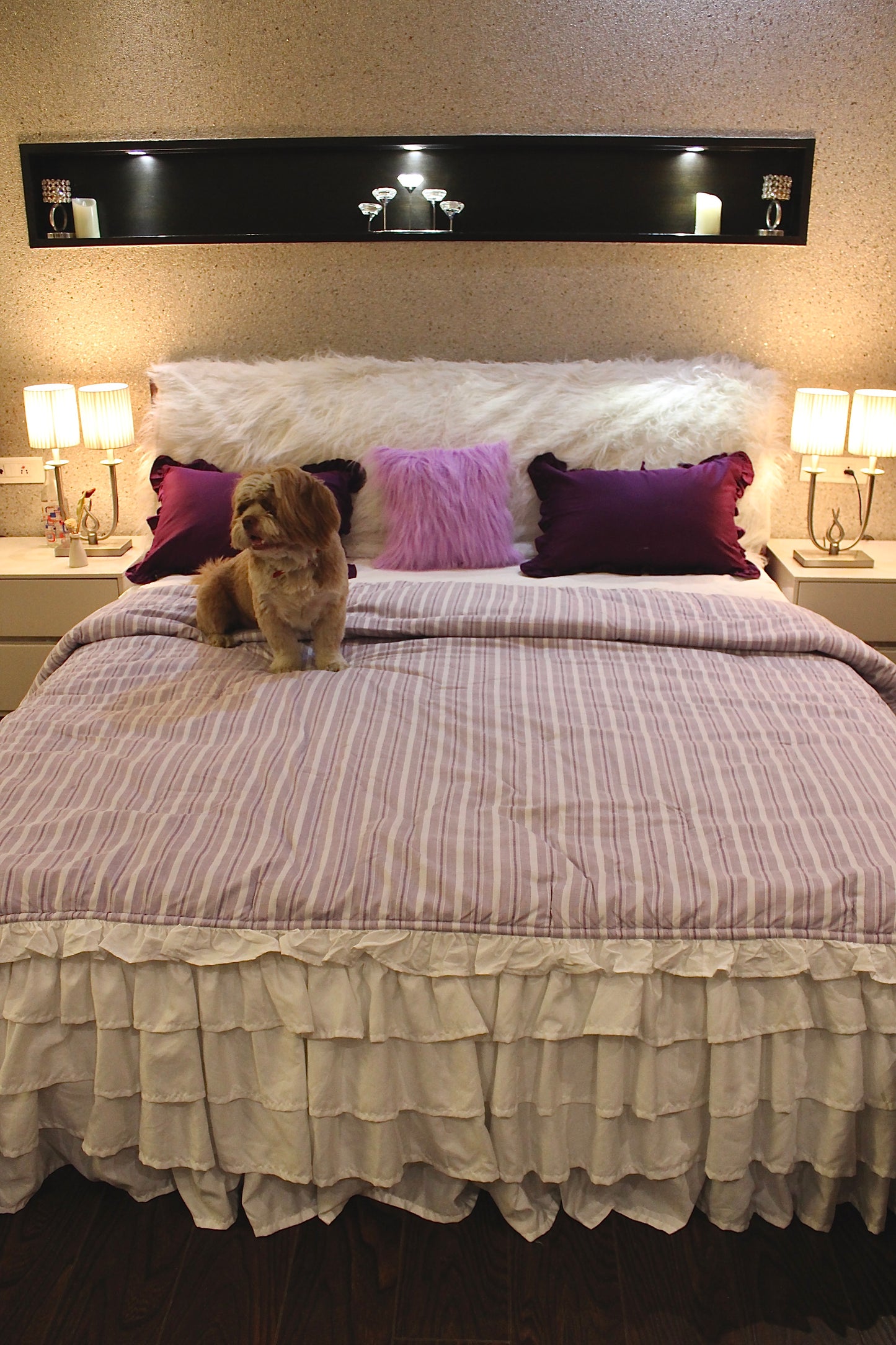 Lavender stripes frill comforter