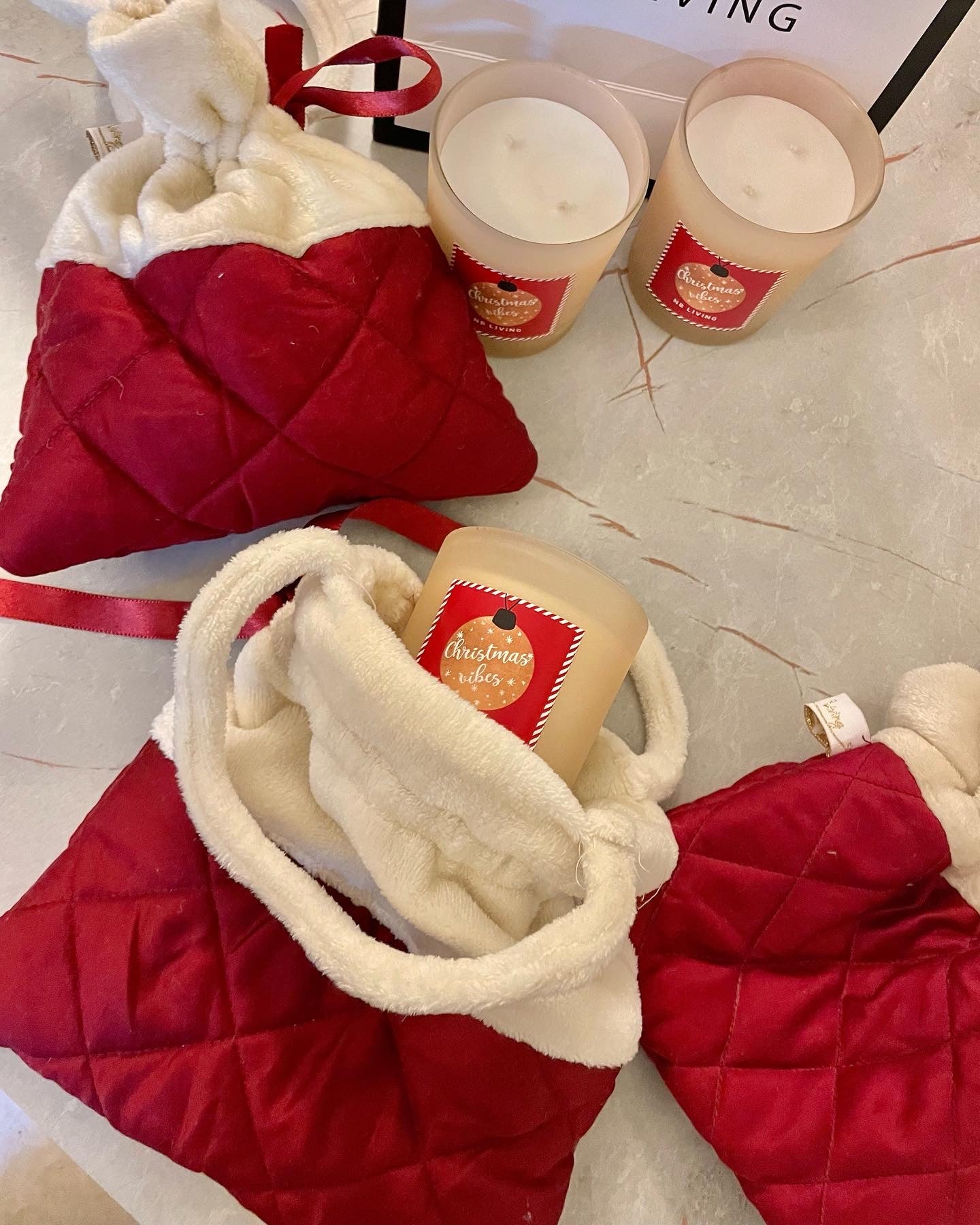 CHRISTMAS VIBES