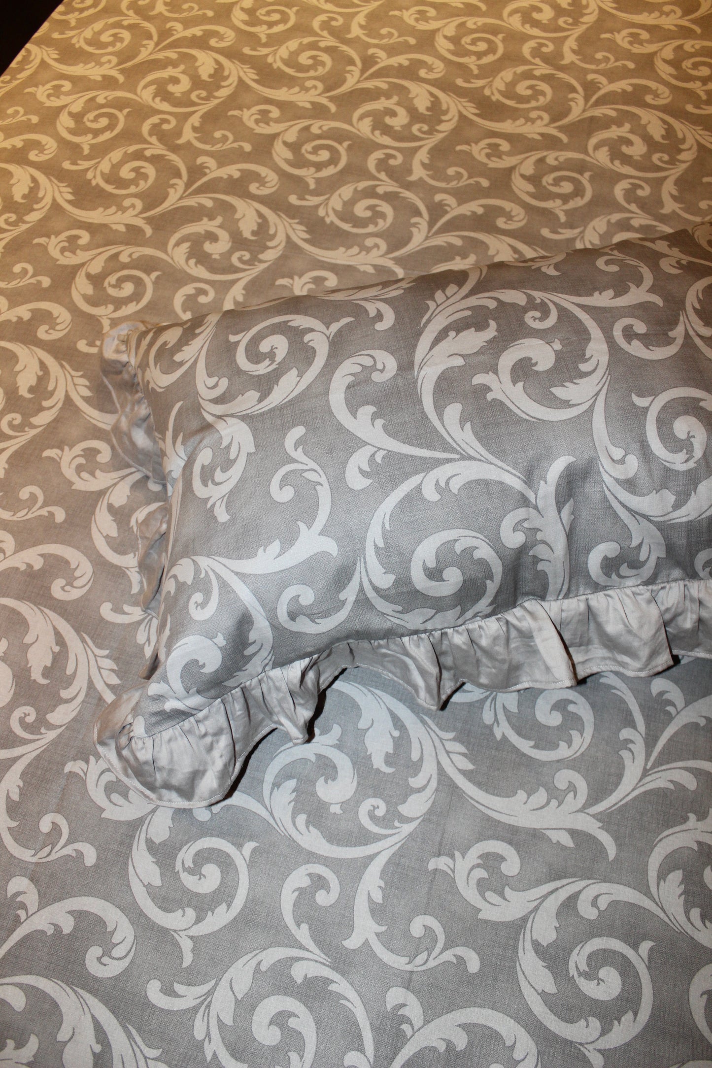 Meryl Bedsheet (Grey)