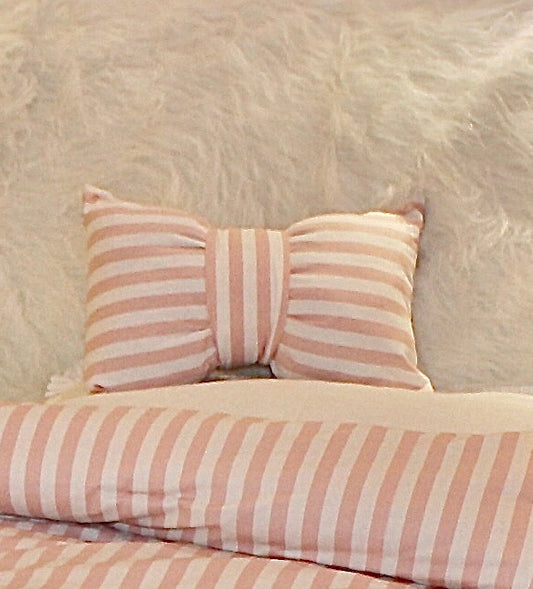 Victoria striped Bow cushion